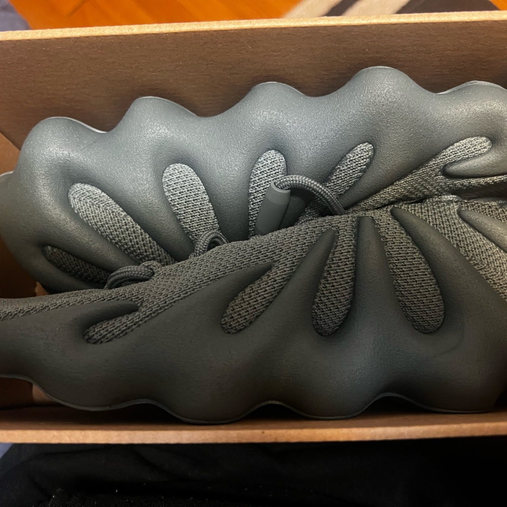 Yeezy 450 Stone Teal size 7 men’s